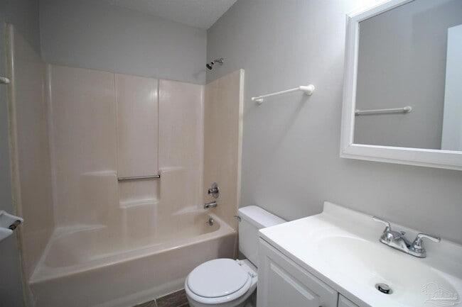 Building Photo - 6810 Tiki Ln