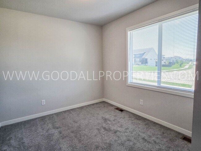 Building Photo - Beautiful Clive Home in Waukee Schools | Quartz Counters & 2-Car Garage