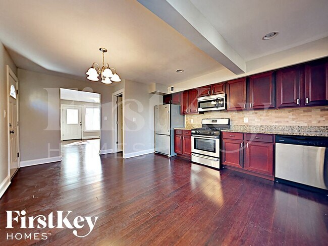 Building Photo - 1546 Highridge Pkwy