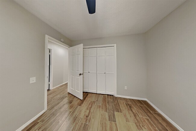 Building Photo - 6302 Crakston St