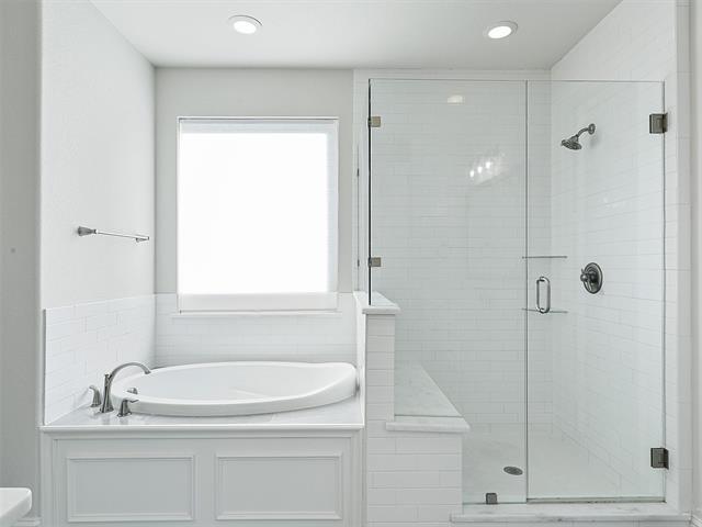 Building Photo - 8473 Gerbera Daisy Rd