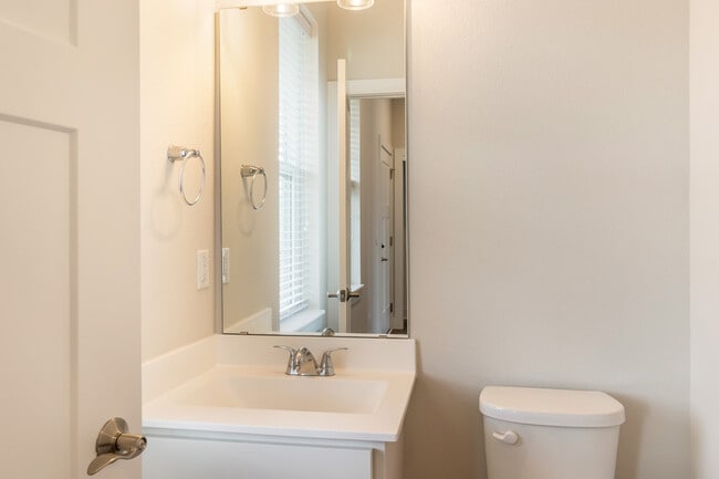 Building Photo - W218N16066 Tiger Lily Dr