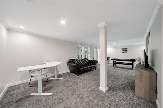 Building Photo - 5592 Colton Dr NE