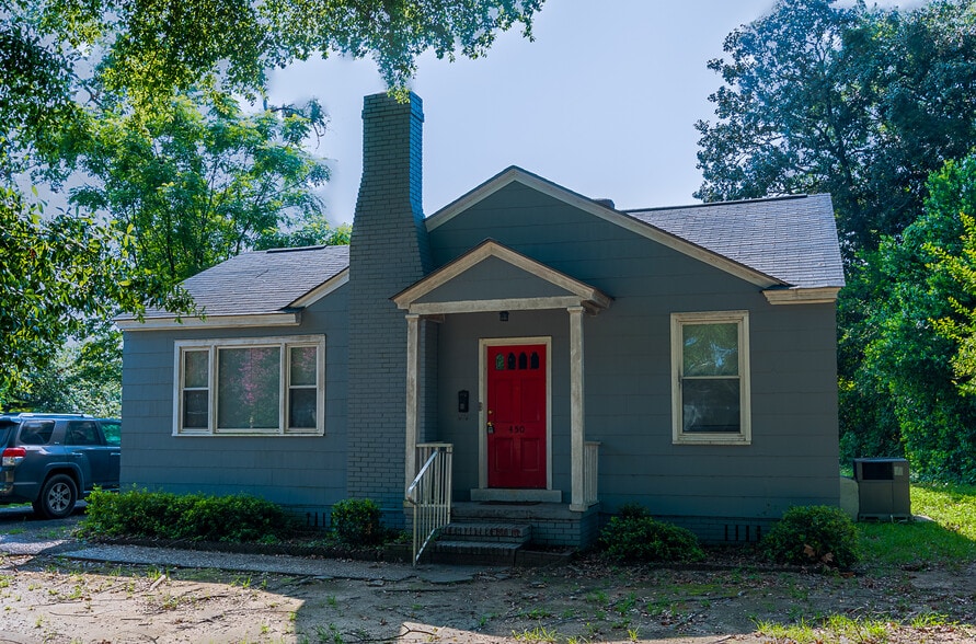 Primary Photo - 450 Virginia St