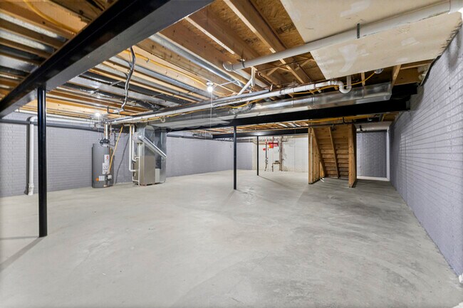 Building Photo - 13033 Turnberry