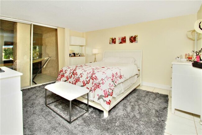 Building Photo - 740 S Federal Hwy