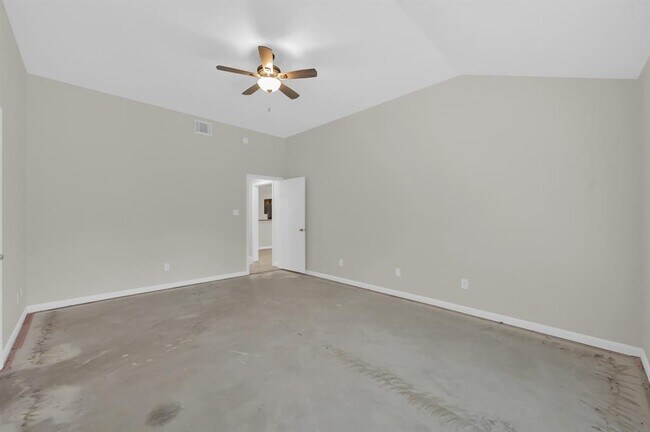 Building Photo - 22727 Bridgewater Dr