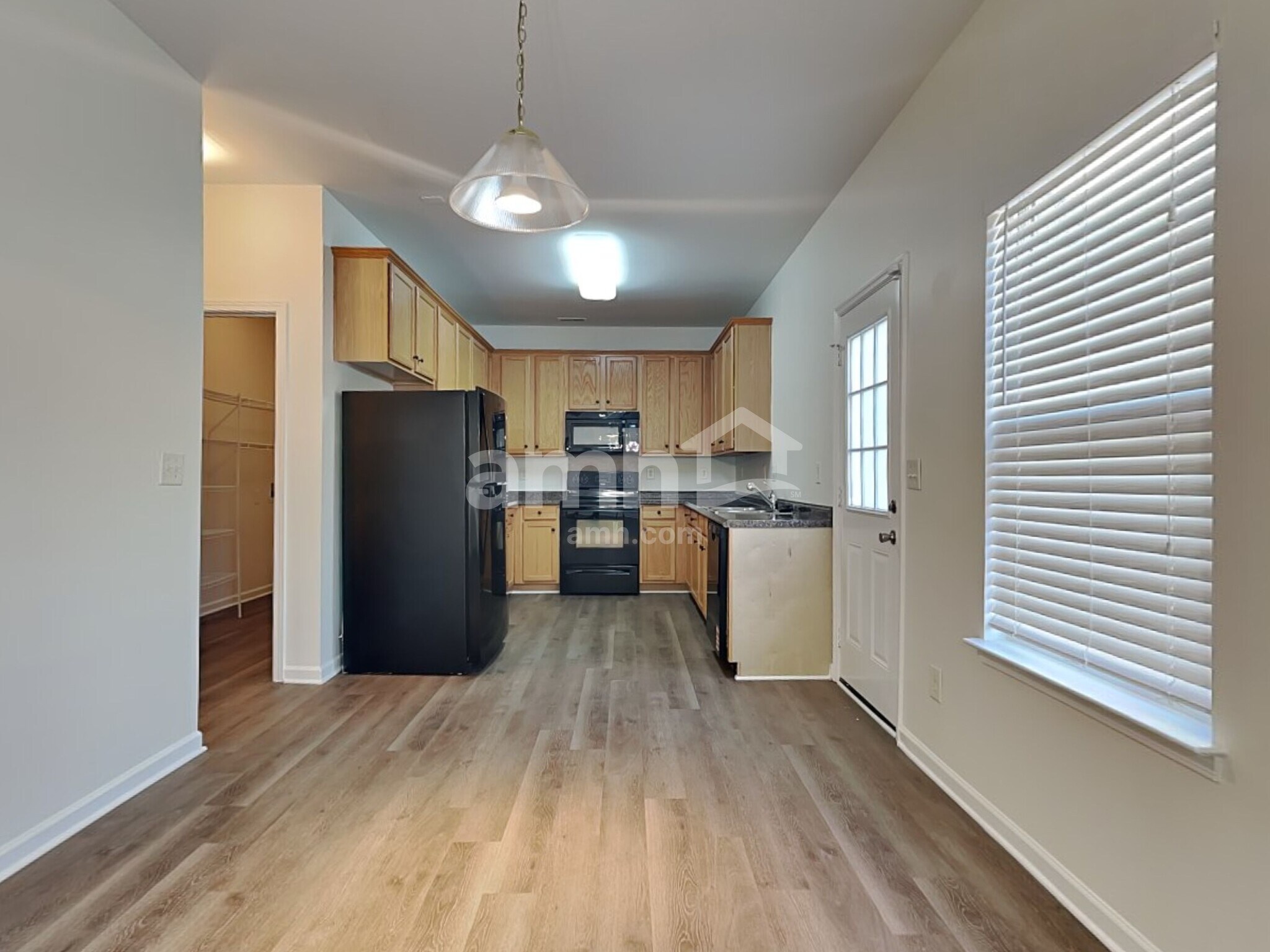 Building Photo - 8523 Greenware Trl