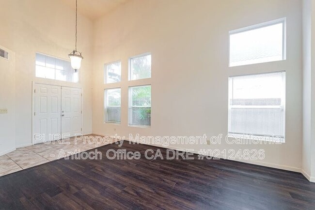 Building Photo - 4620 Fallow Way