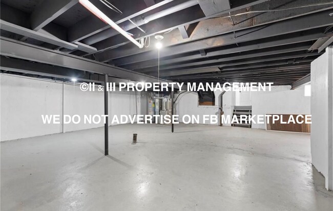 Building Photo - 1421 E Stagecoach Dr