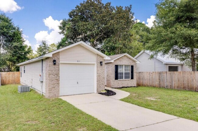 Building Photo - 3157 Forrest Ave