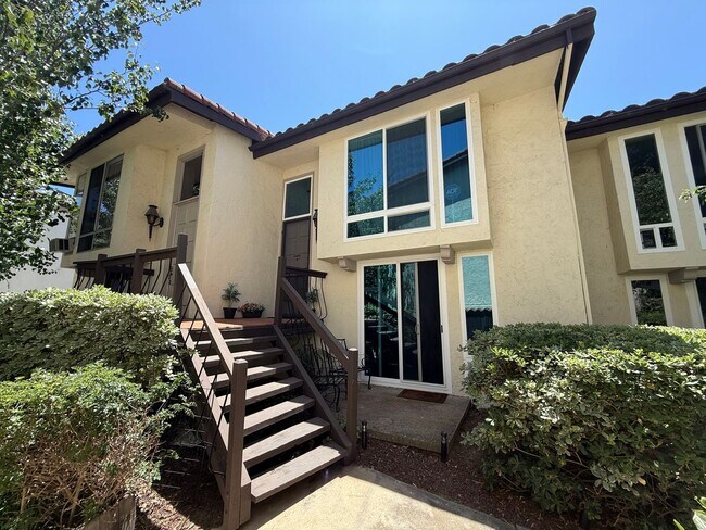 Building Photo - ??Spacious 2BR/2BA Condo for Rent in Tranq...