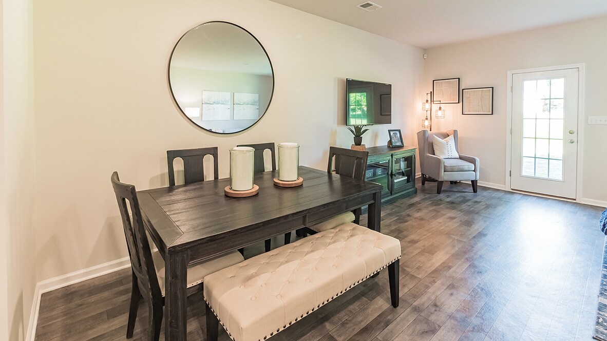 Building Photo - 1161 Lova Ln