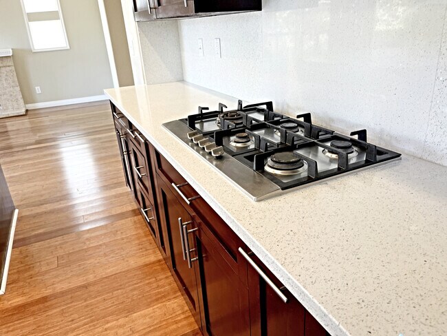 Building Photo - 12460 Picrus St