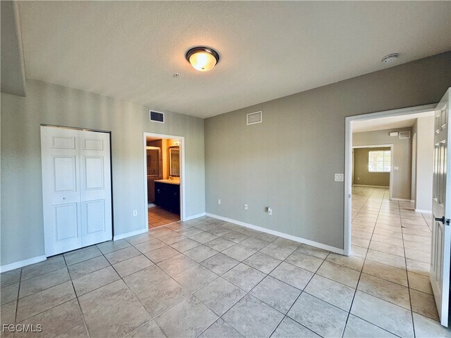 Building Photo - 13180 Bella Casa Cir