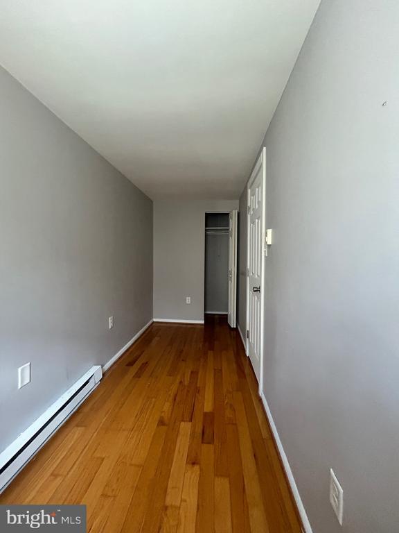 Building Photo - 708 Medina St