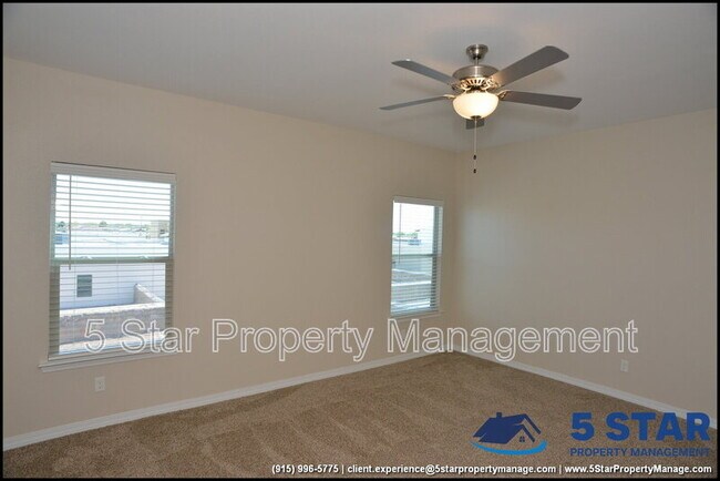 Building Photo - 806 TS Daniel Cadena Dr