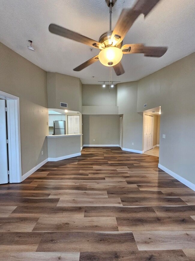 Building Photo - 4191 N Haverhill Rd