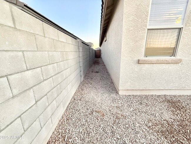 Building Photo - 23436 W Winslow Ave