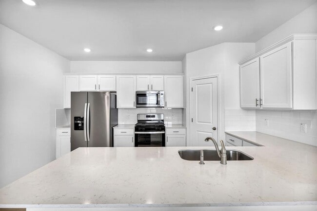 Building Photo - 505 Brooks Ranch Dr