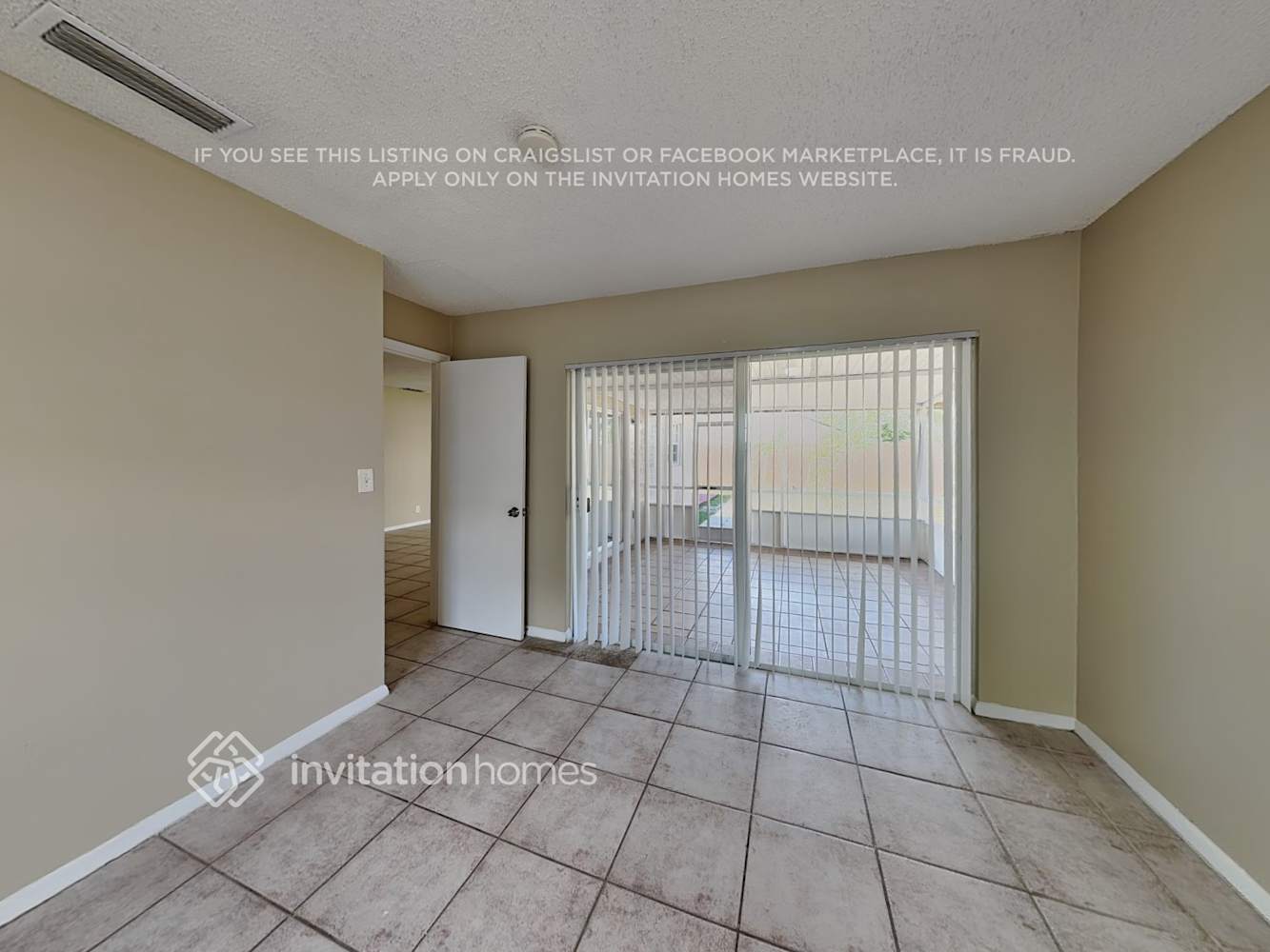 Building Photo - 8121 NW 44th Ct