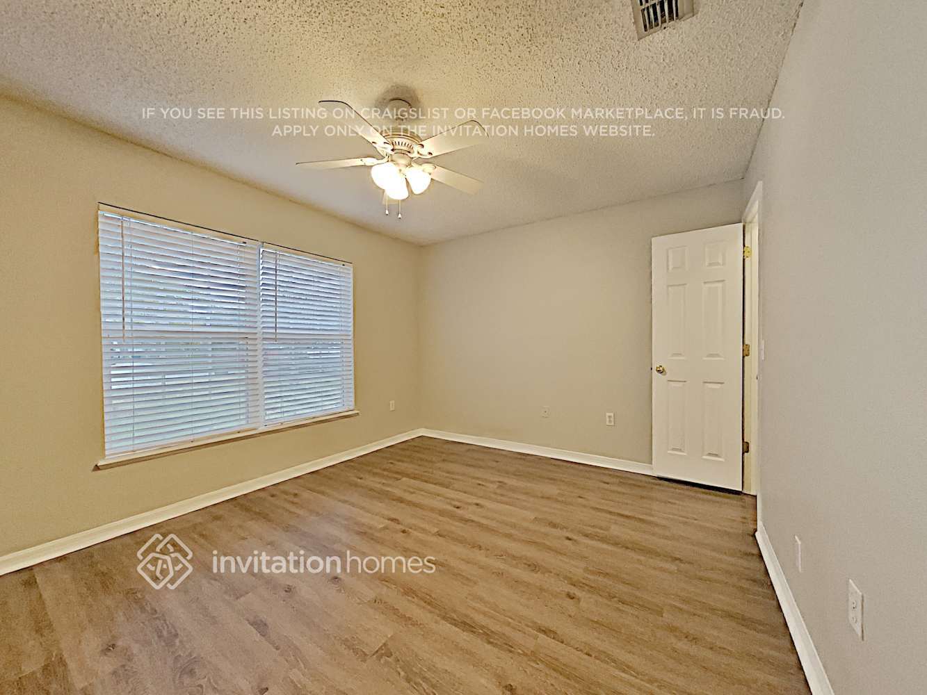 Building Photo - 19 Sterling Hill Dr