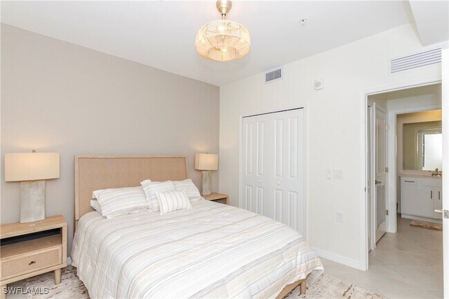 Building Photo - 5527 Double Eagle Cir