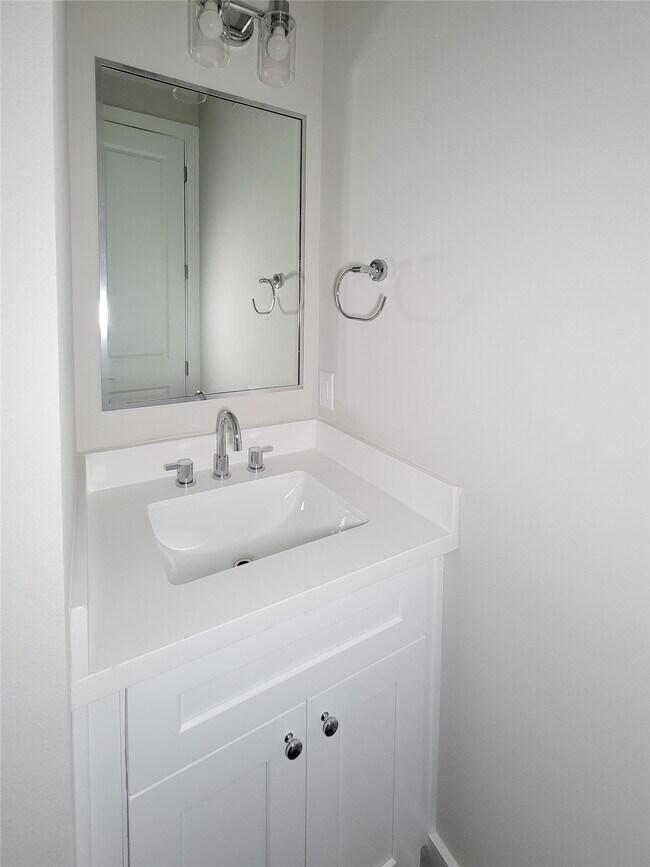 Building Photo - 8014 Huntington Spgs Ln