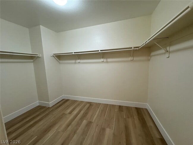 Building Photo - 9368 Pineneedle Ridge St