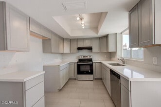 Building Photo - 6353 W Mission Ln