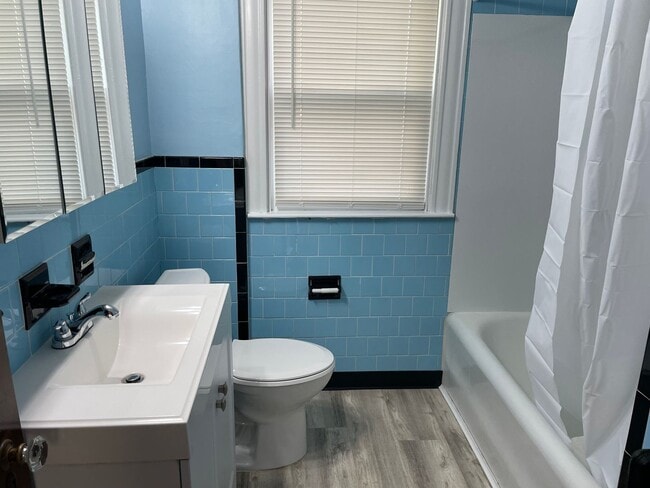 Building Photo - Beautiful Single Family Home For Rent in E...