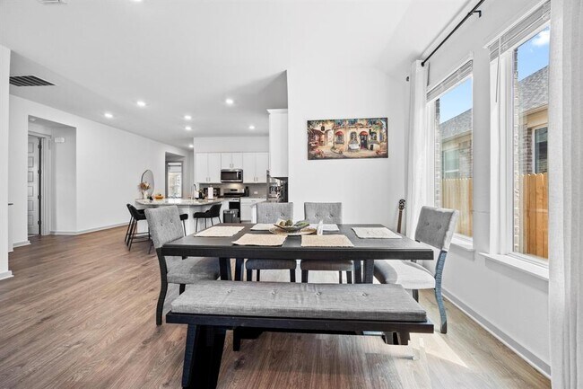 Building Photo - 329 Black Sheep Cv