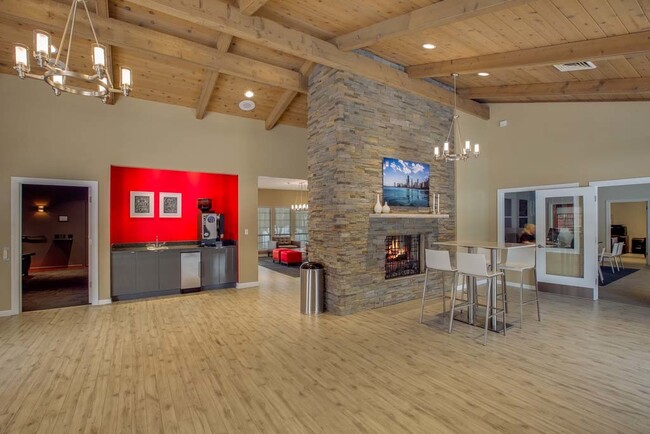 Building Photo - 6105 Lincoln Oaks Dr
