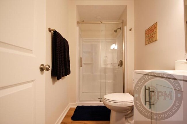 Building Photo - Modern New Build 4Bd/4Ba Papillion (photos staged for effect)
