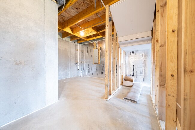 Building Photo - 10445 Duval Rd