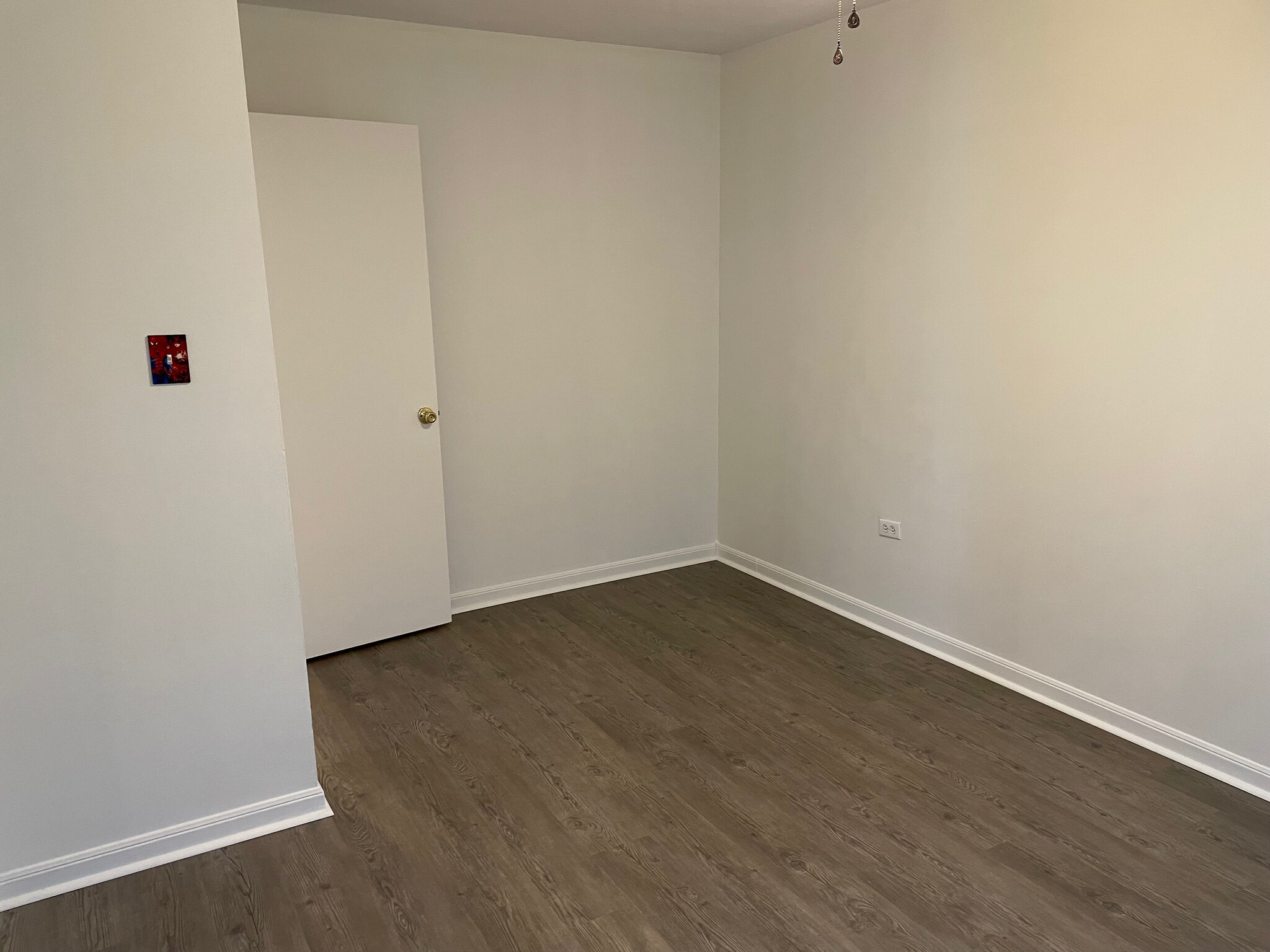 Building Photo - 214 Gloria St