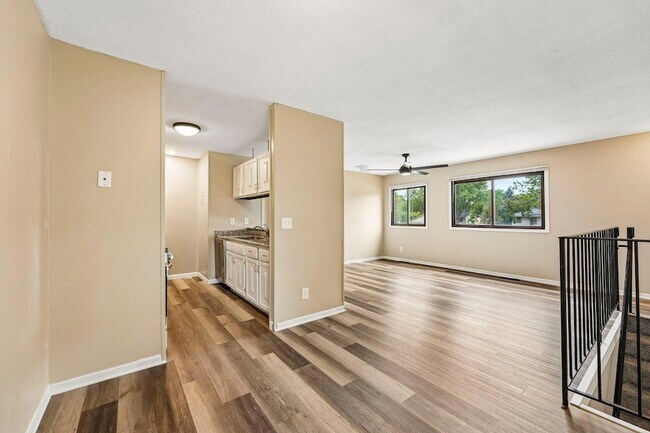 Building Photo - 6130 72nd Ln N