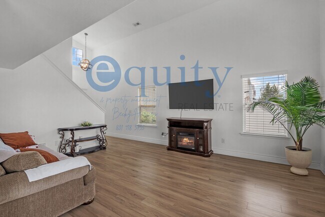 Building Photo - 402 Alfred Dr