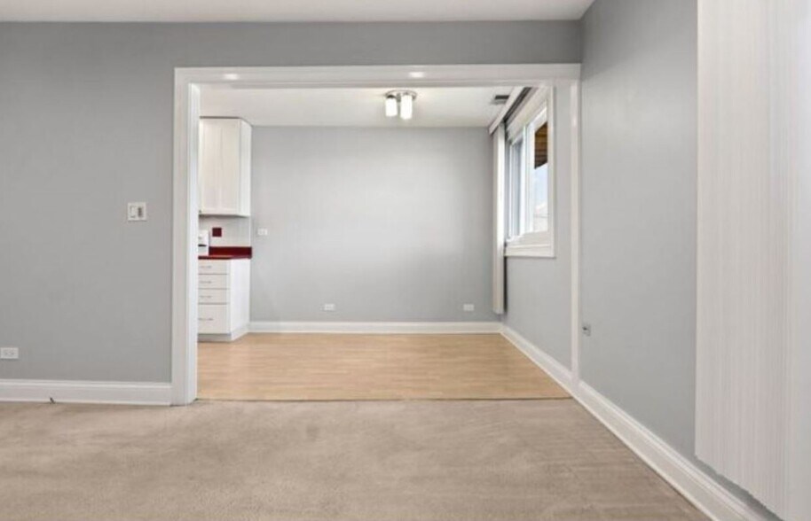 Dining Area - 2600 Brookwood Way Dr