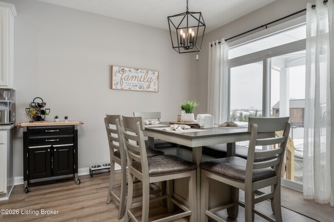 Building Photo - 211 Education Wy