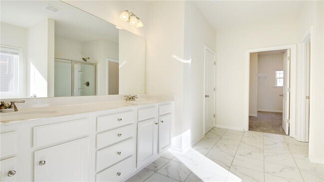 Building Photo - 5191 Woodline View Cir