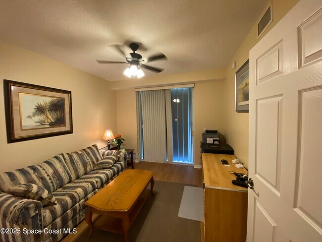 Building Photo - 8951 Lake Dr