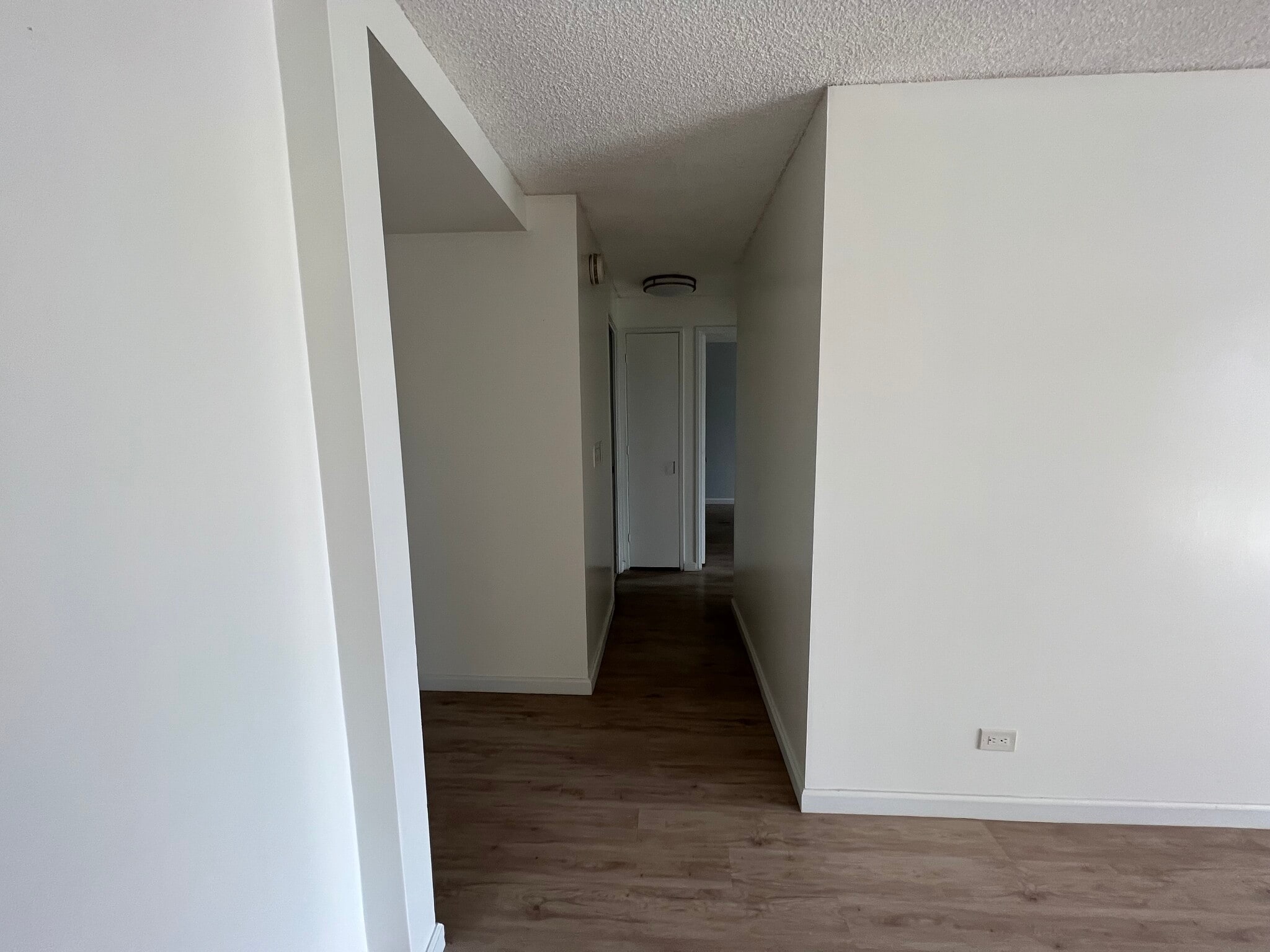 hallway to bedrooms - 1350 Ala Moana