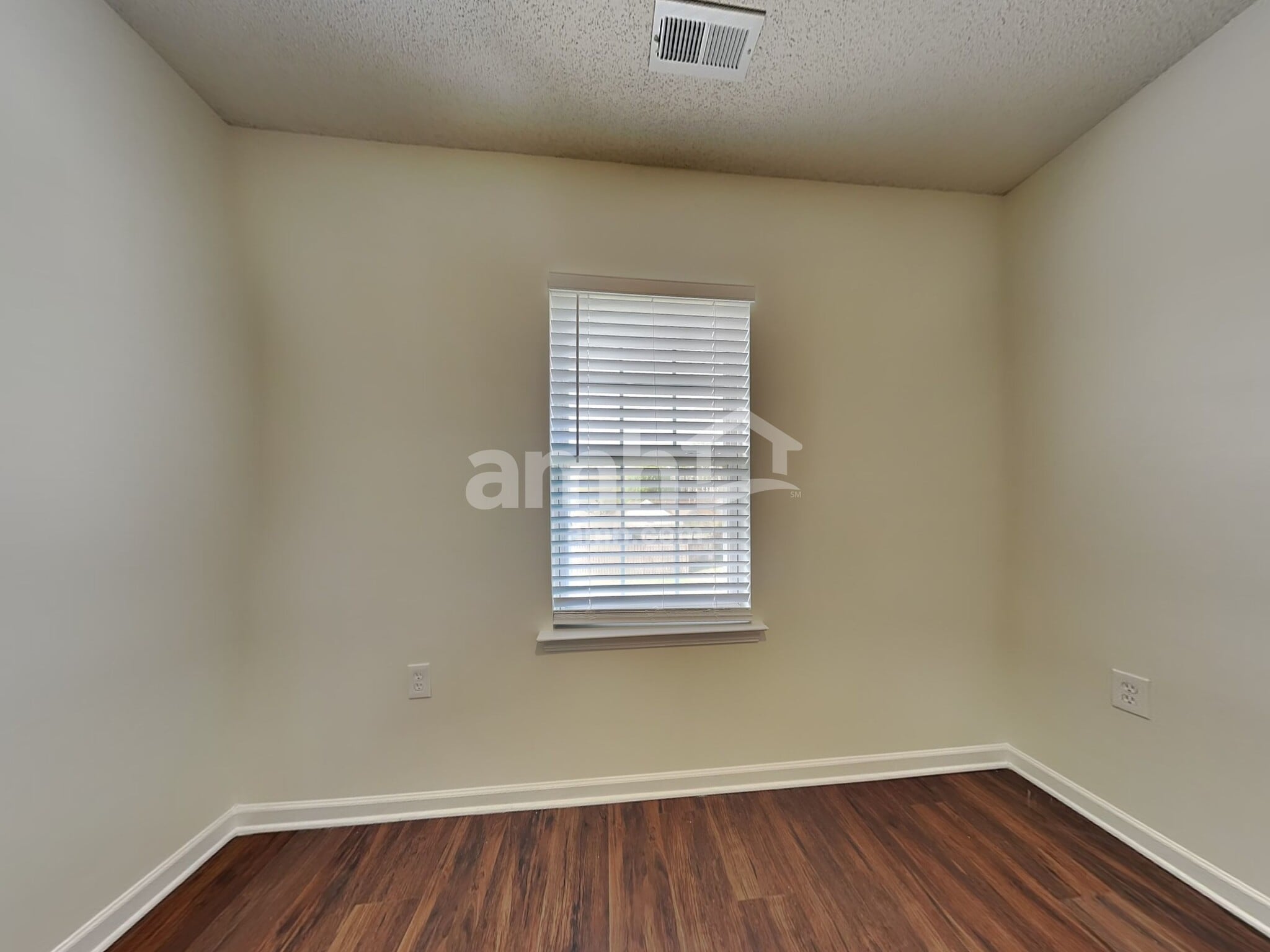 Building Photo - 7026 Blithe Low Pl