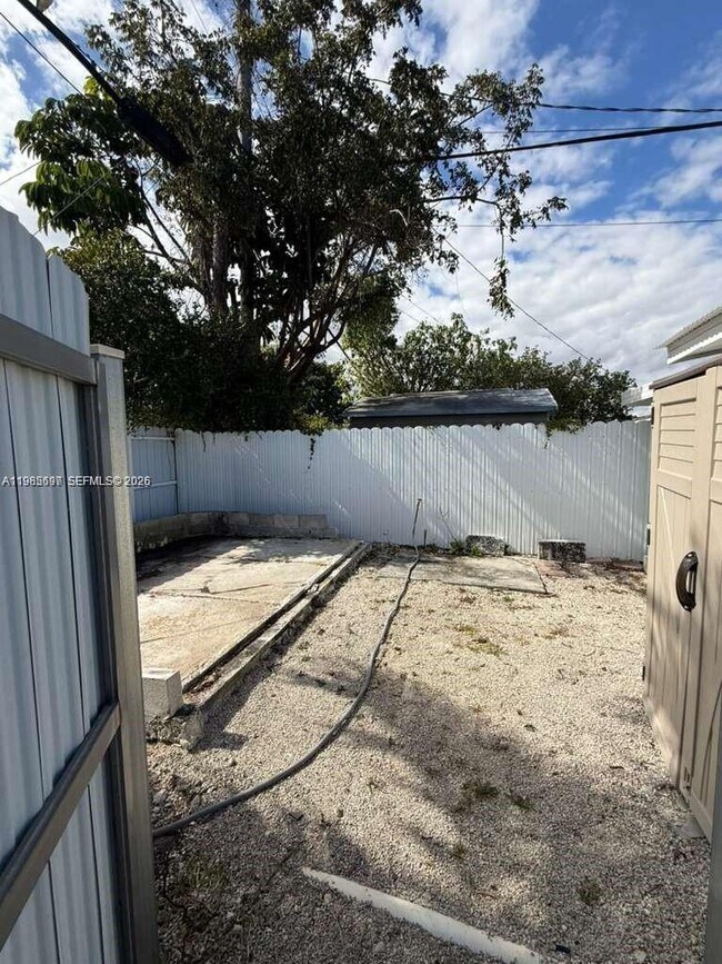 Building Photo - 19020 SW 91st Ave