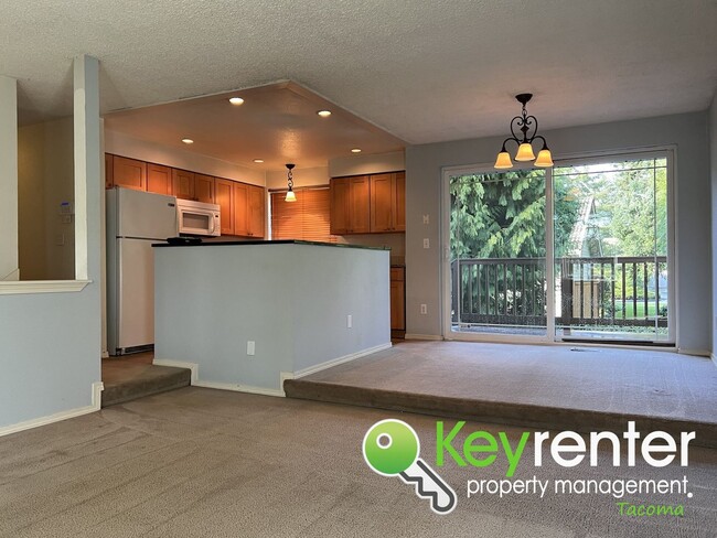 Building Photo - Stunning North End Single-Family Home with...