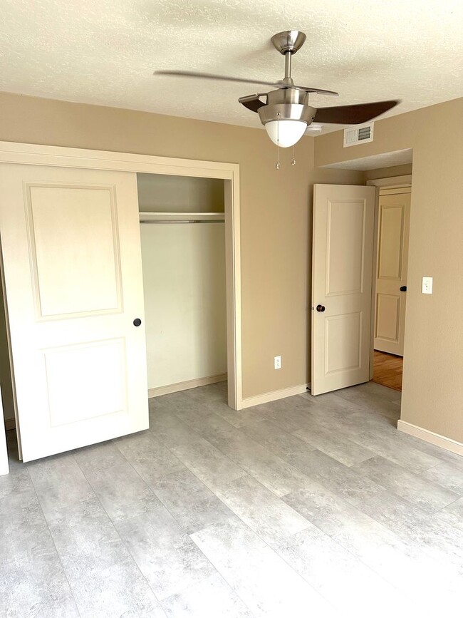 Building Photo - Two-Bedroom Condo in North End
