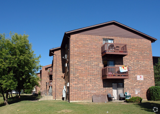 Building Photo - Baldwin Greens Apartments