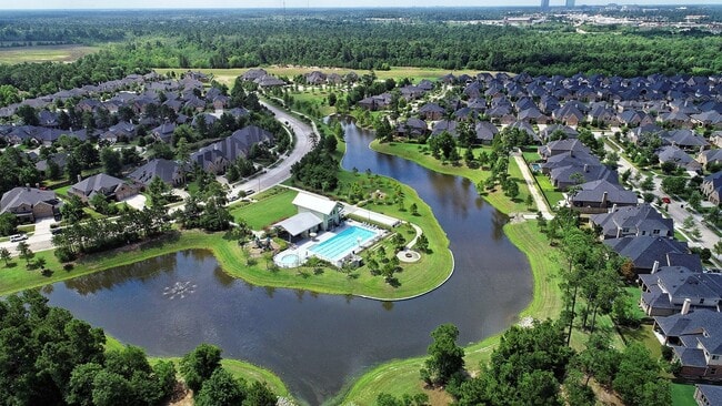Building Photo - 10467 Lake Palmetto Dr