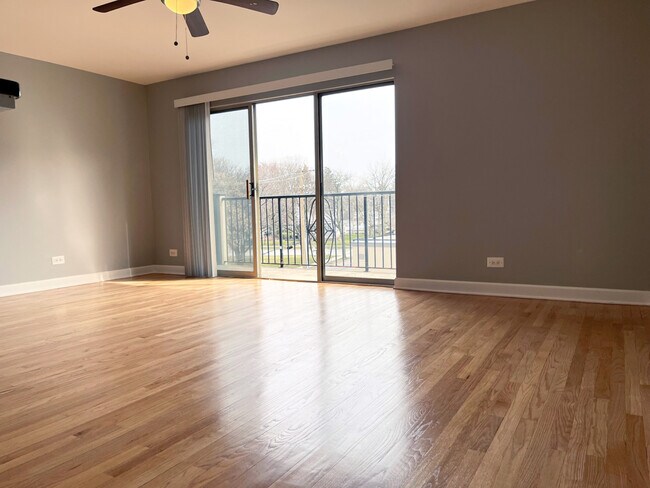 Building Photo - Washington Flats